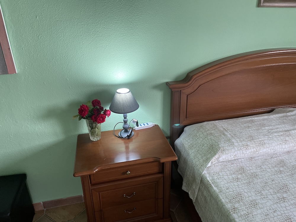 casa t bed and breakfast and home restaurant