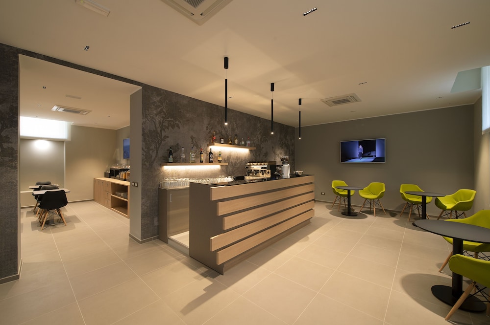 hotel h21