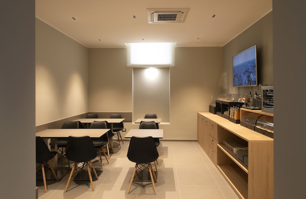 hotel h21