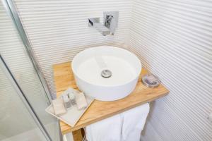 ossuna bay hotel boutique