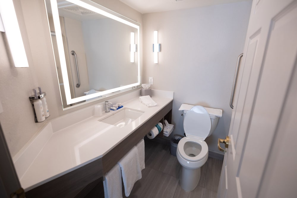 holiday inn express hotel and suites frackville by ihg