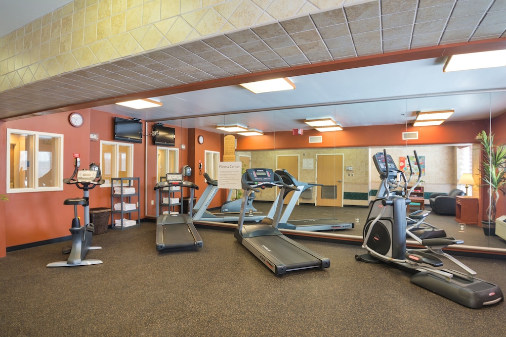 holiday inn express hotel and suites frackville by ihg