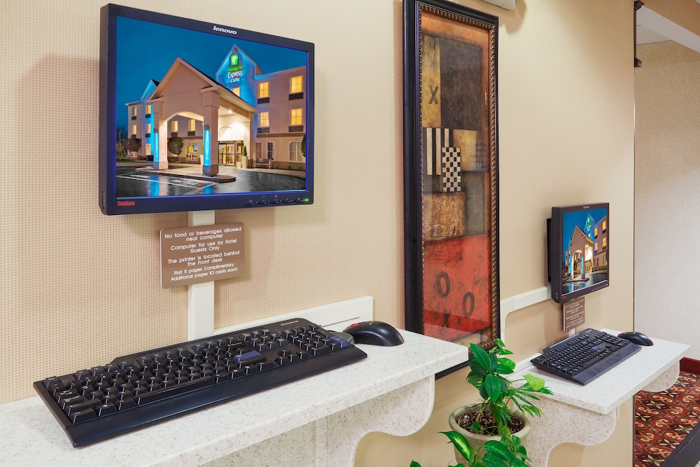 holiday inn express hotel and suites frackville by ihg