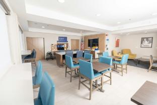 holiday inn express hotel and suites frackville by ihg