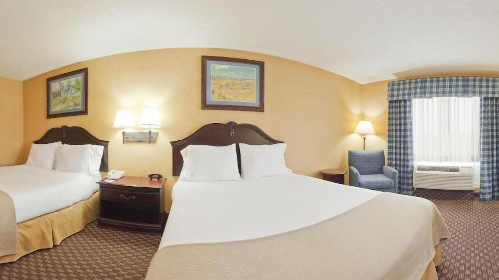 holiday inn express hotel and suites frankfort by ihg