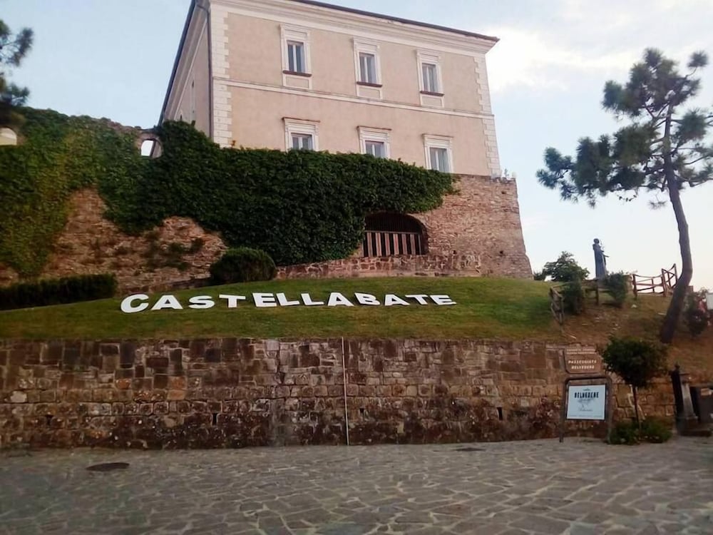 castellabate