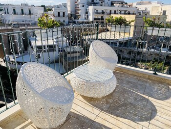 posea polignano sea suites