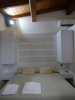 Villa Dei Tigli Resort & Spa,Near Convento Frati Minori Cappuccini Di Pietrelcina,1 star