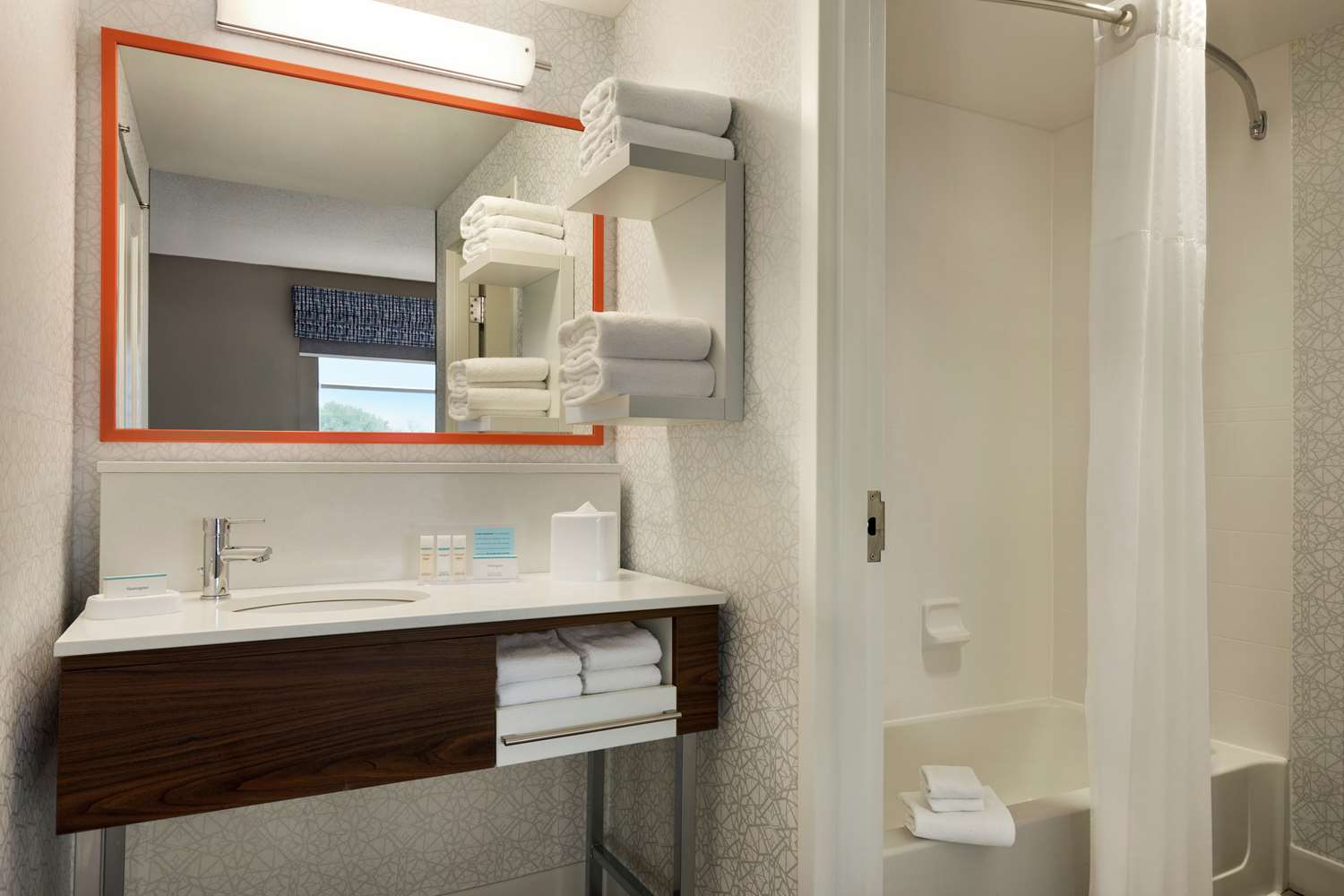 hampton inn and suites frederick fort detrick