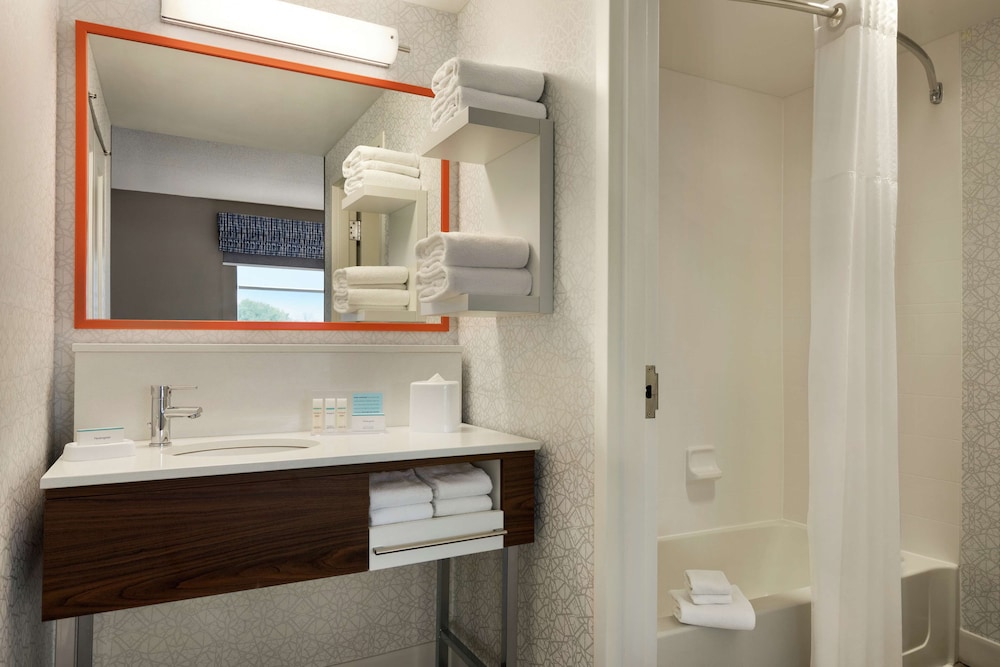 hampton inn and suites frederick fort detrick
