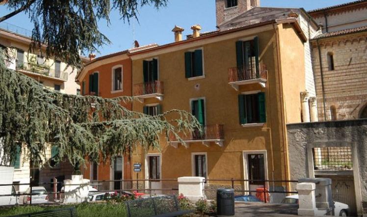 Appartamenti San Lorenzo,Near Ponte Scaligero,3 star