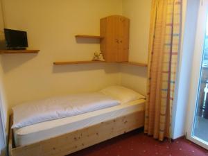 Hotel Schonwies,,3 star