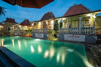 ubud lestari villa