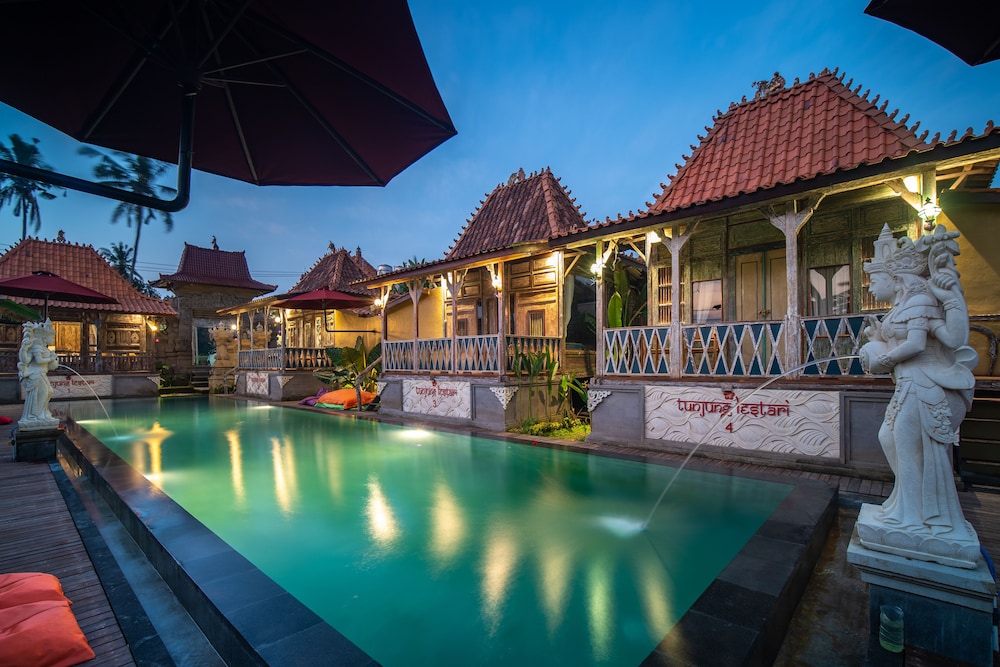 ubud lestari villa