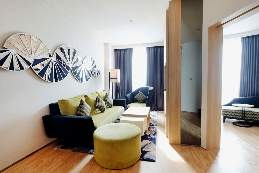 novotel karawang