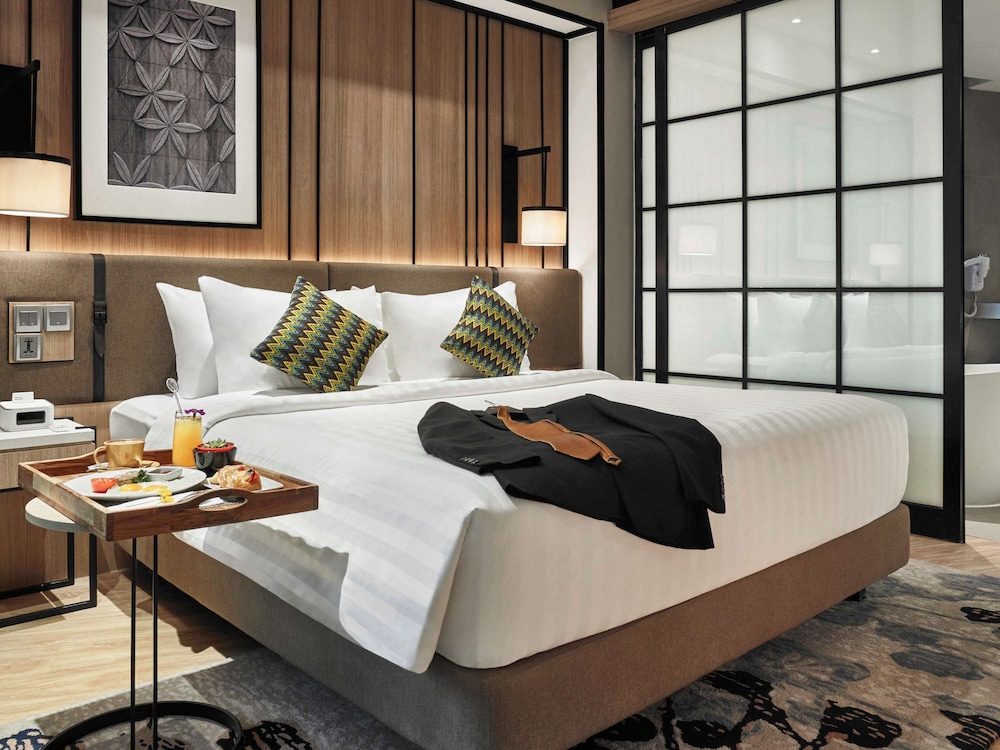 novotel karawang