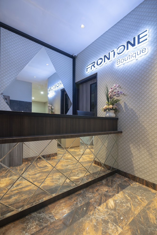 front one boutique karawang