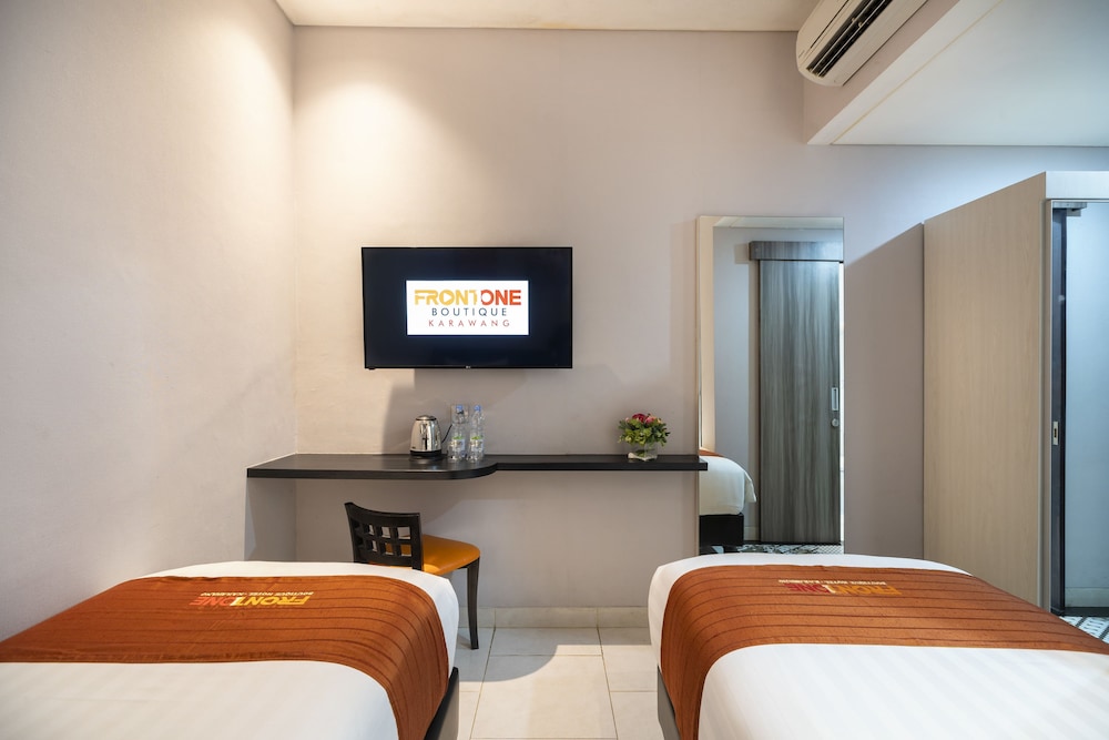 front one boutique karawang