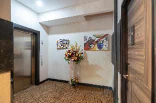 front one boutique karawang