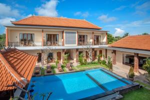 toms inn pecatu