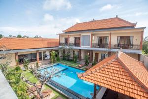 toms inn pecatu