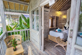 the syron huts lembongan