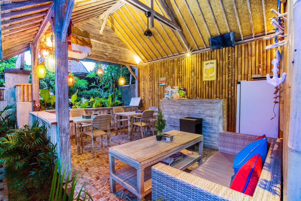 the syron huts lembongan