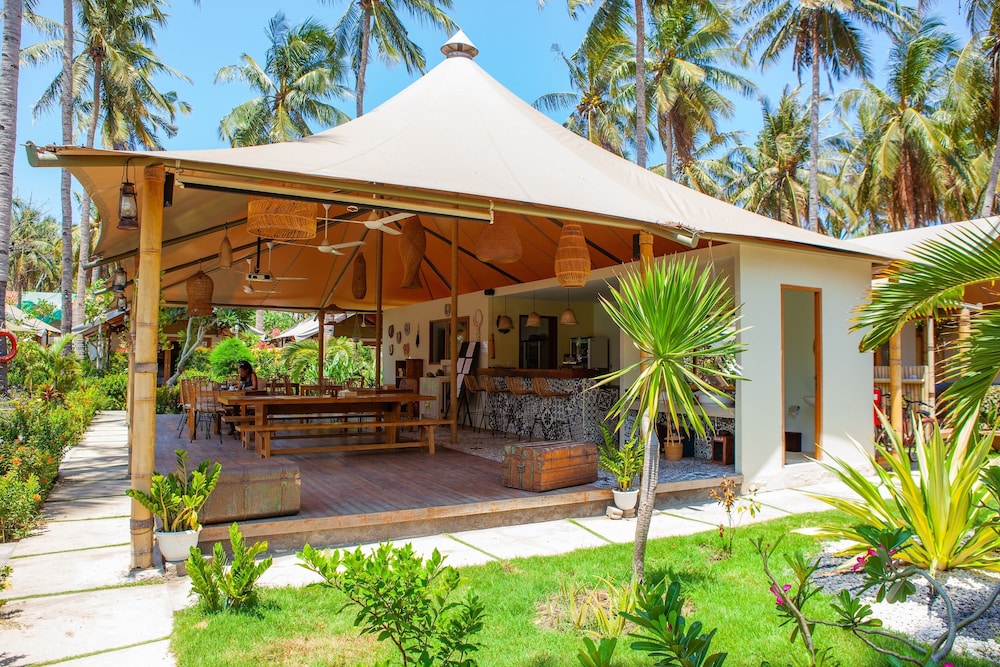 gili tenda resort