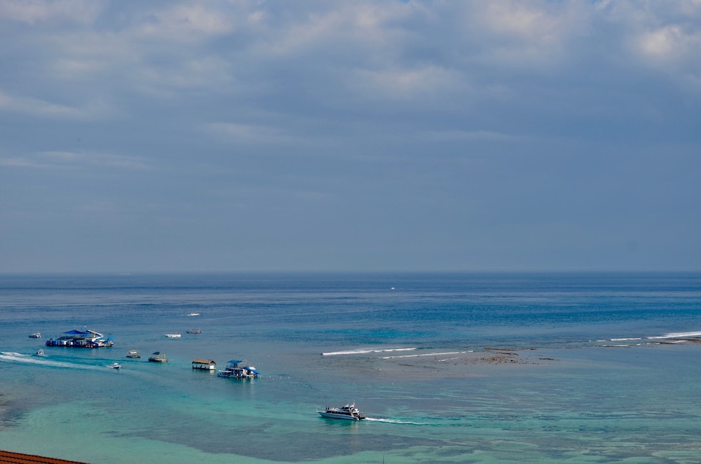 aqua nusa boutique lembongan villas