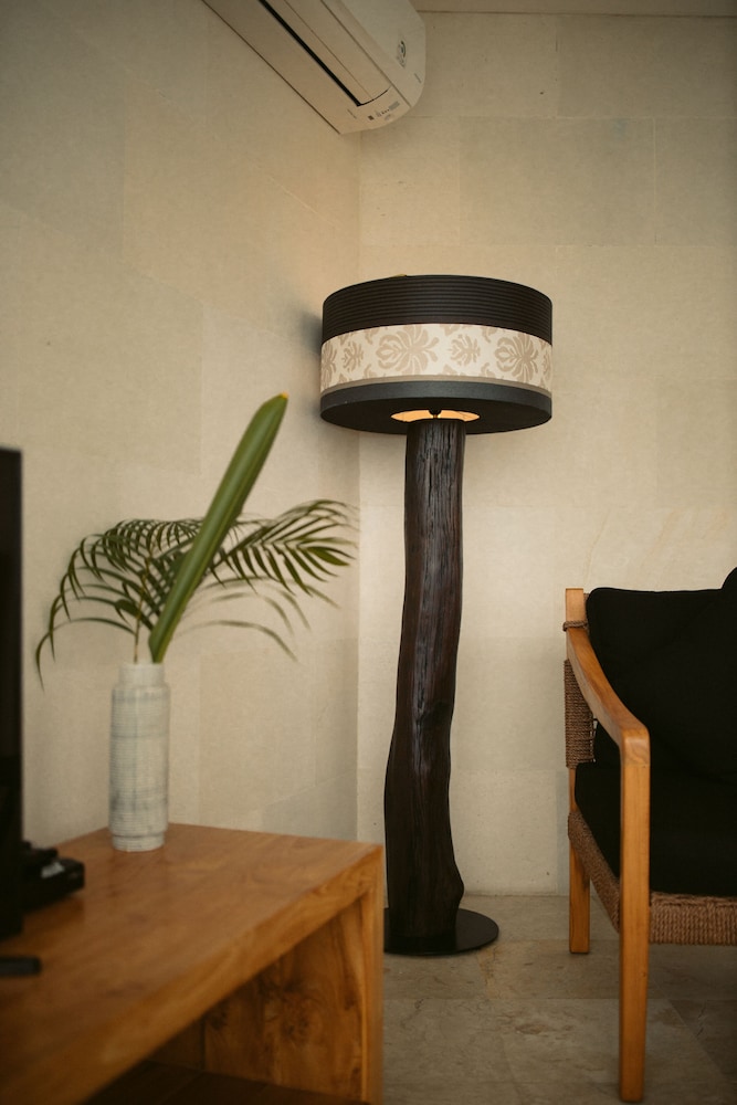 aqua nusa boutique lembongan villas