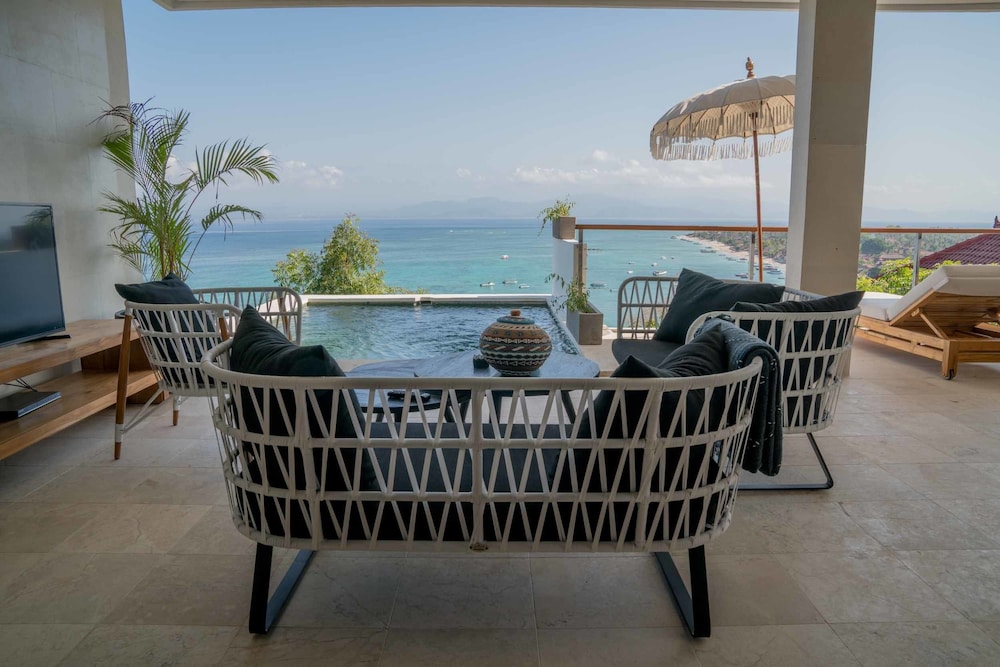 aqua nusa boutique lembongan villas