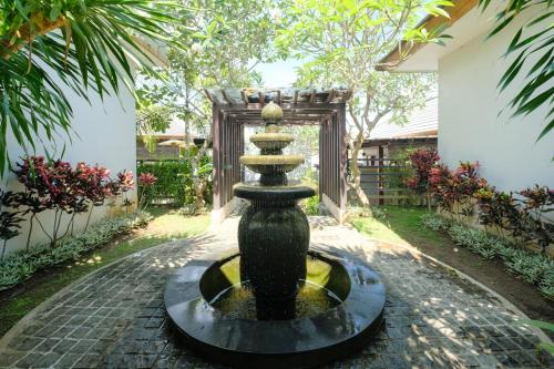 dinar hills ungasan by the lavana