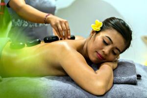 canvas escape resort