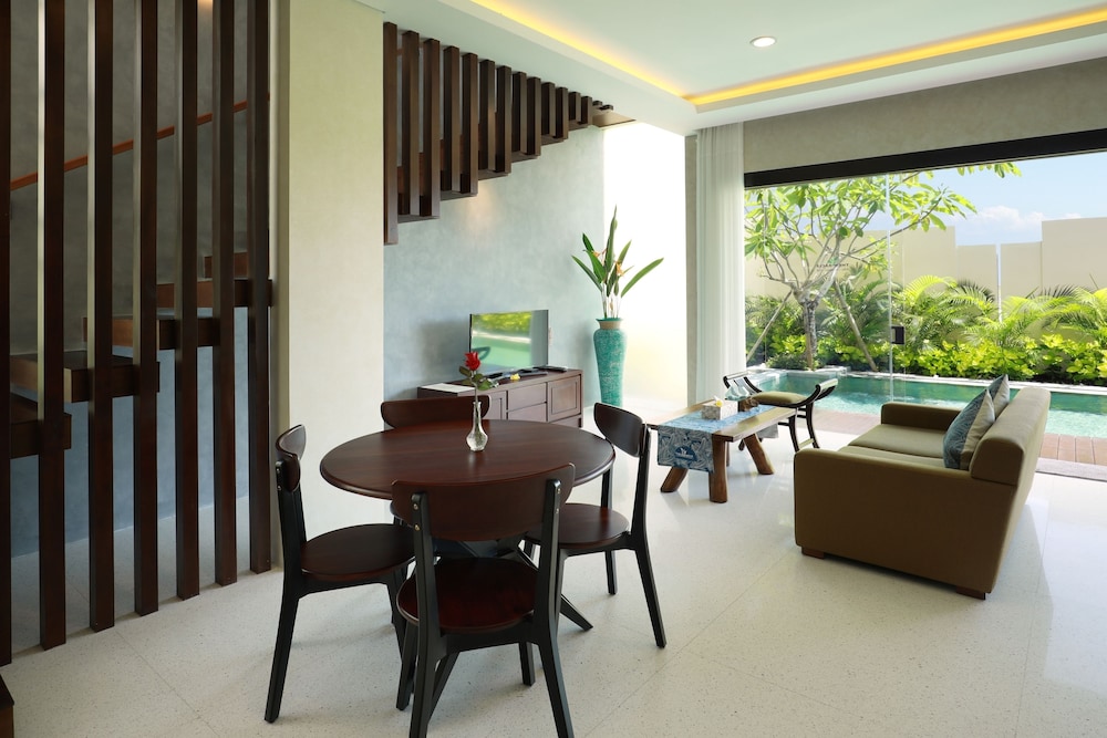 the miracle villas nusa dua