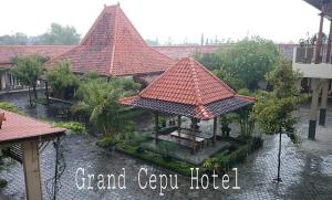 grand cepu hotel