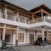 grand cepu hotel