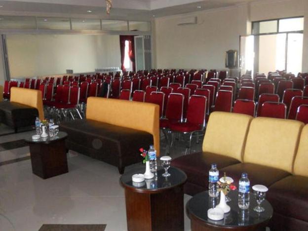 graha kardopa hotel and convention hall