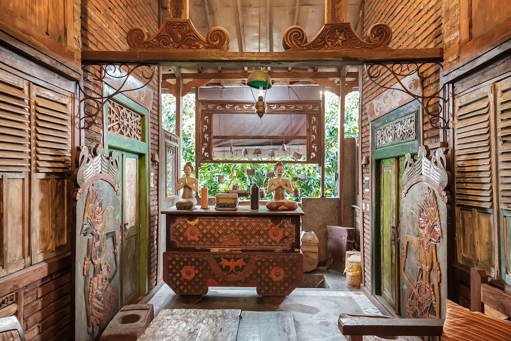 bunga desa homestay jimbaran