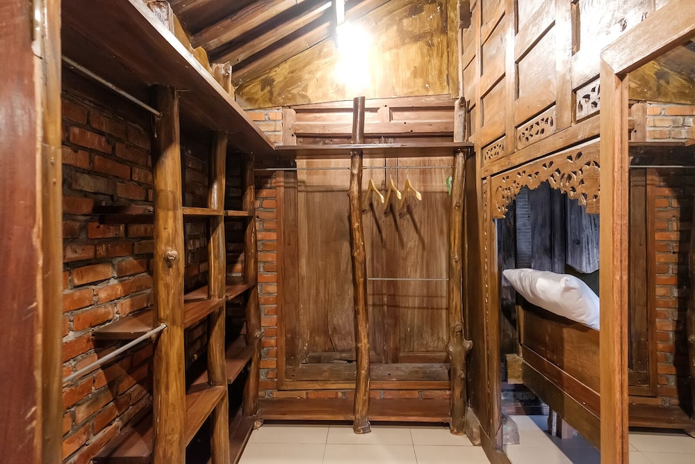 bunga desa homestay jimbaran