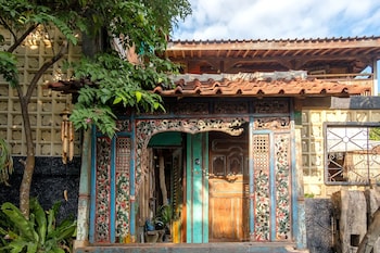 bunga desa homestay jimbaran