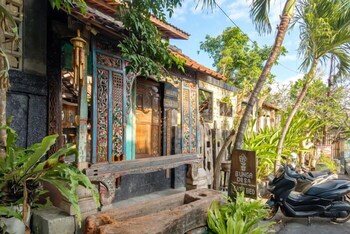 bunga desa homestay jimbaran