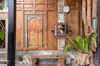 bunga desa homestay jimbaran