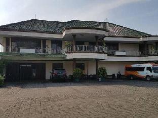 cempaka mas hotel