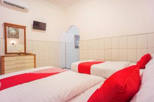 oyo 2180 vina vira hotel
