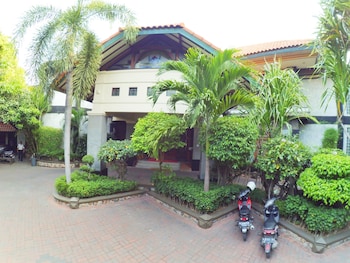 sapta nawa resort 1 gresik