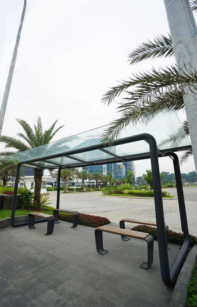 the lively hotel kualanamu airport medan