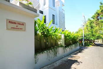 villa prana jimbaran