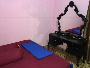 aini homestay ternate