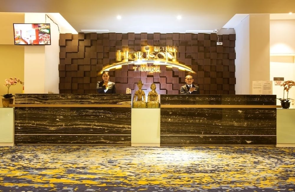 horison hotel ultima timika