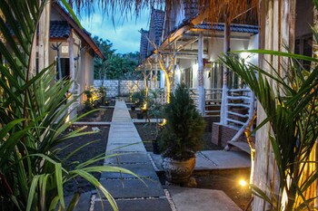 angels bungalow nusa penida